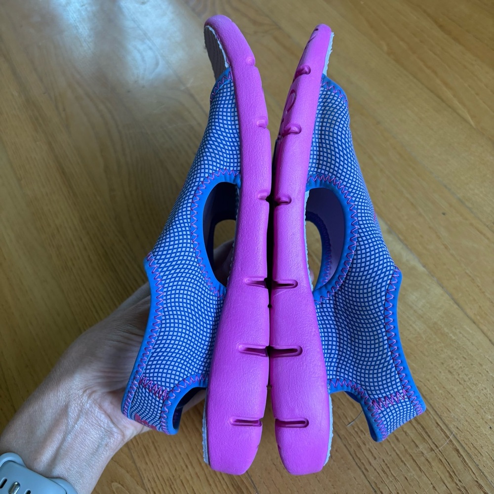 Nike Sunray Adjust 4 Sandals Shoes Hydrangeas Comet Blue Pink Youth Girls Size 3 - Picture 4 of 13